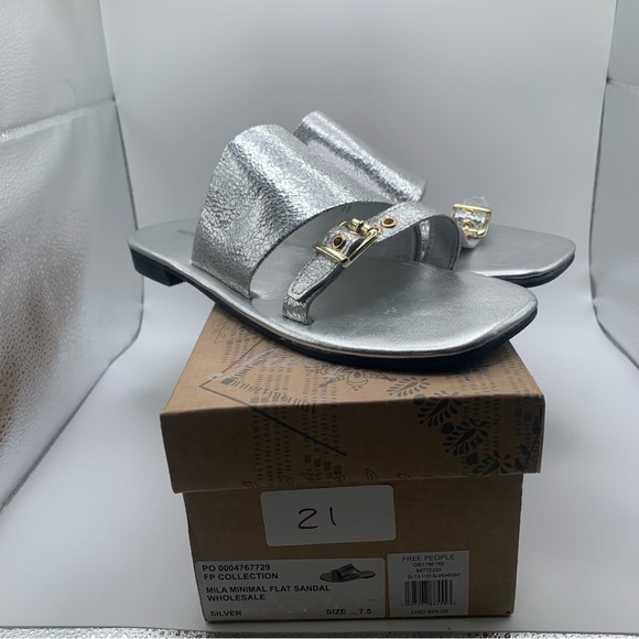 NIB Free People Mila Minimal Flat Sandal Women\'s size 7.5 silver  metallic 1407